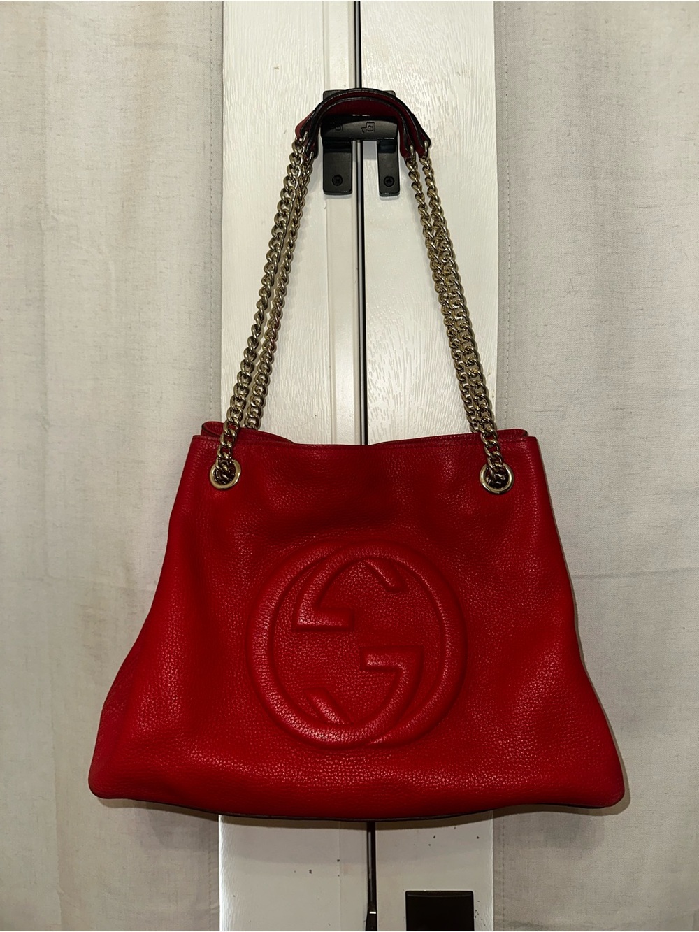 Gucci Red Pebbled Leather Shoulder Bag with Gold-Tone Chain Straps